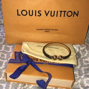 *******SOLD**********